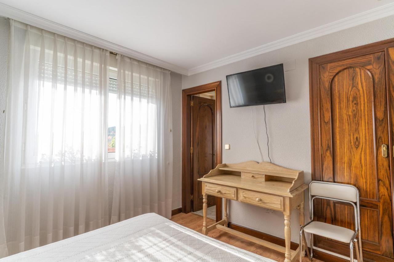 Hotel Rio Cea Puente Almuhey Exteriör bild